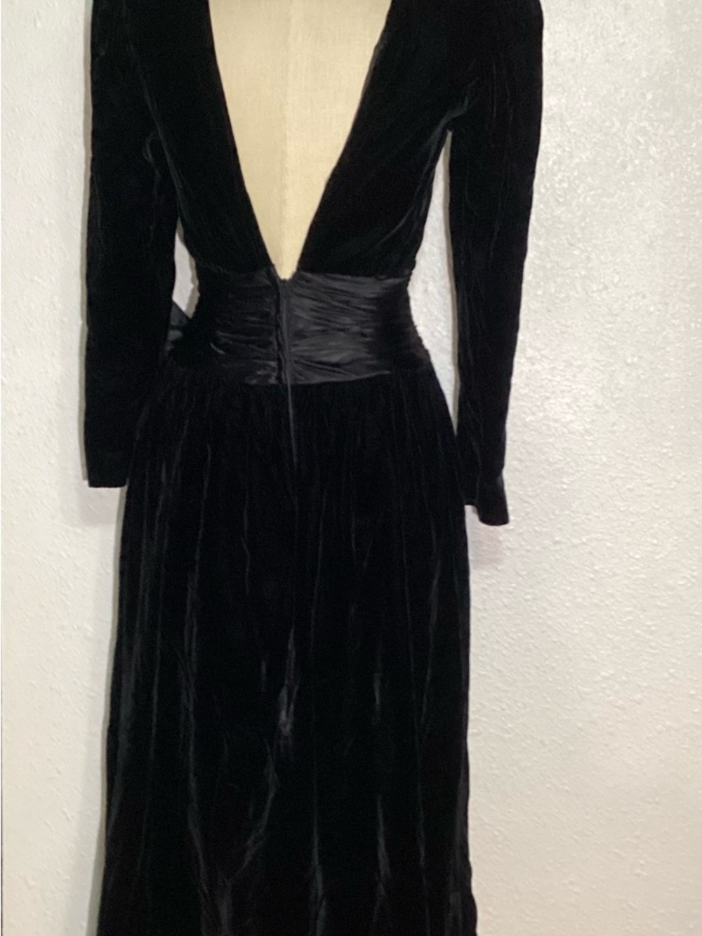 Depeche Mode vintage women’s black velvet formal dress 4 - Picture 4 of 16